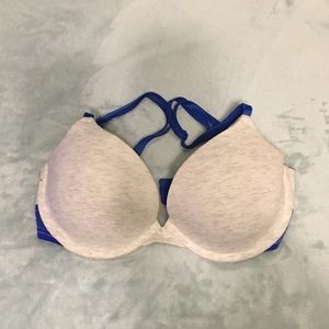 👙 Victoria's Secret Lightly Lined Bra